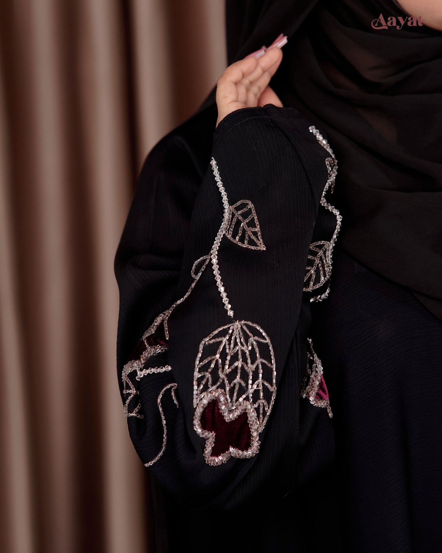 Gulzar Handcrafted Abaya