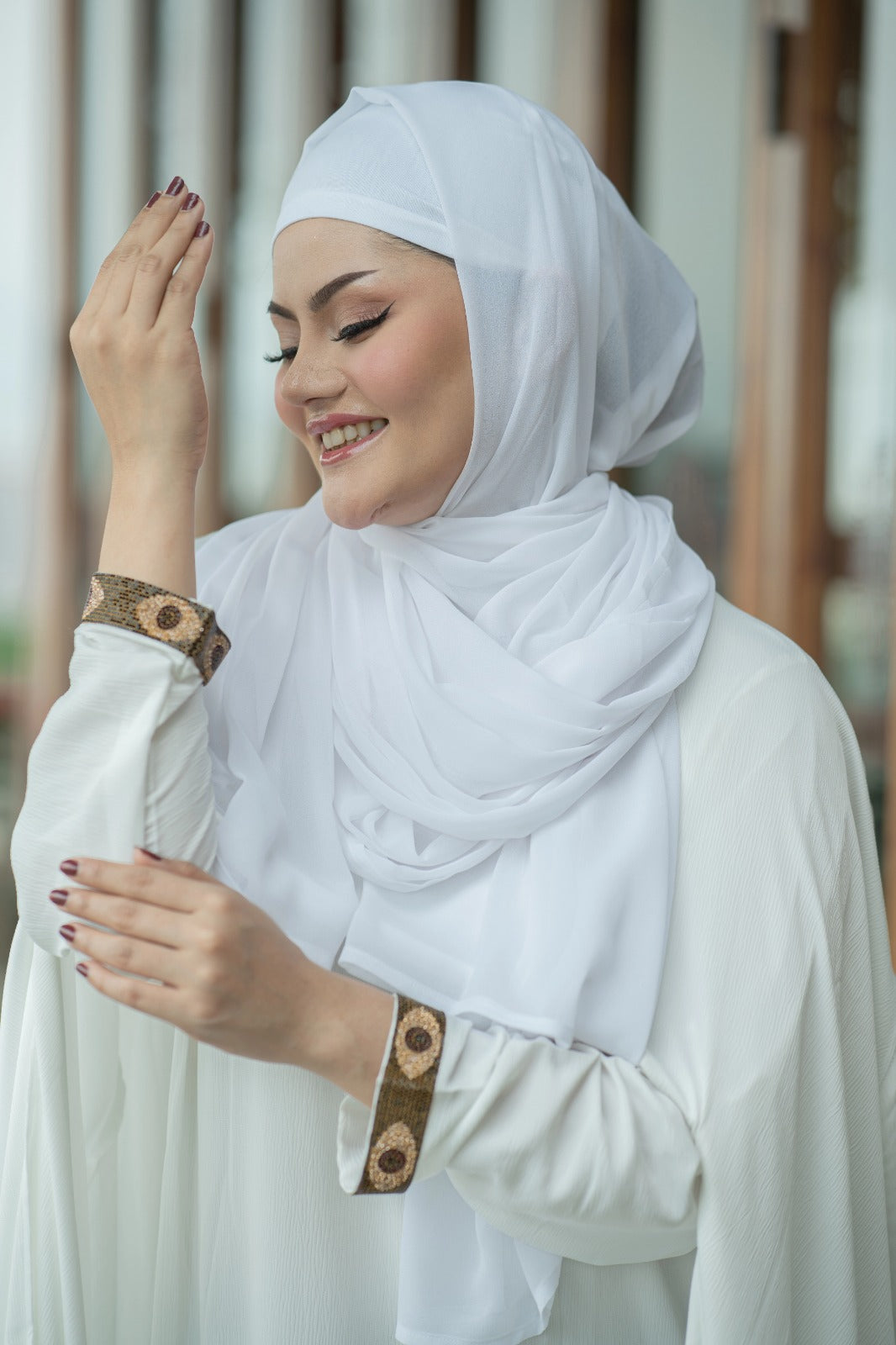 White Flowy Abaya